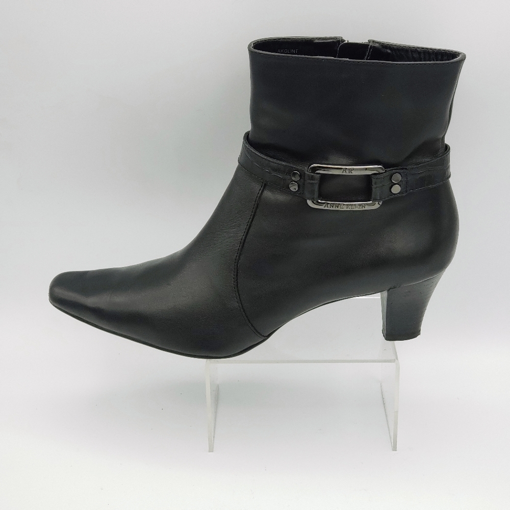Anne Klein Iflex black pointed toe ankle boots